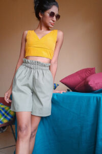 Chesi - High Waist Short is with Ruffle Waist , Side Pockets and Wide Legs