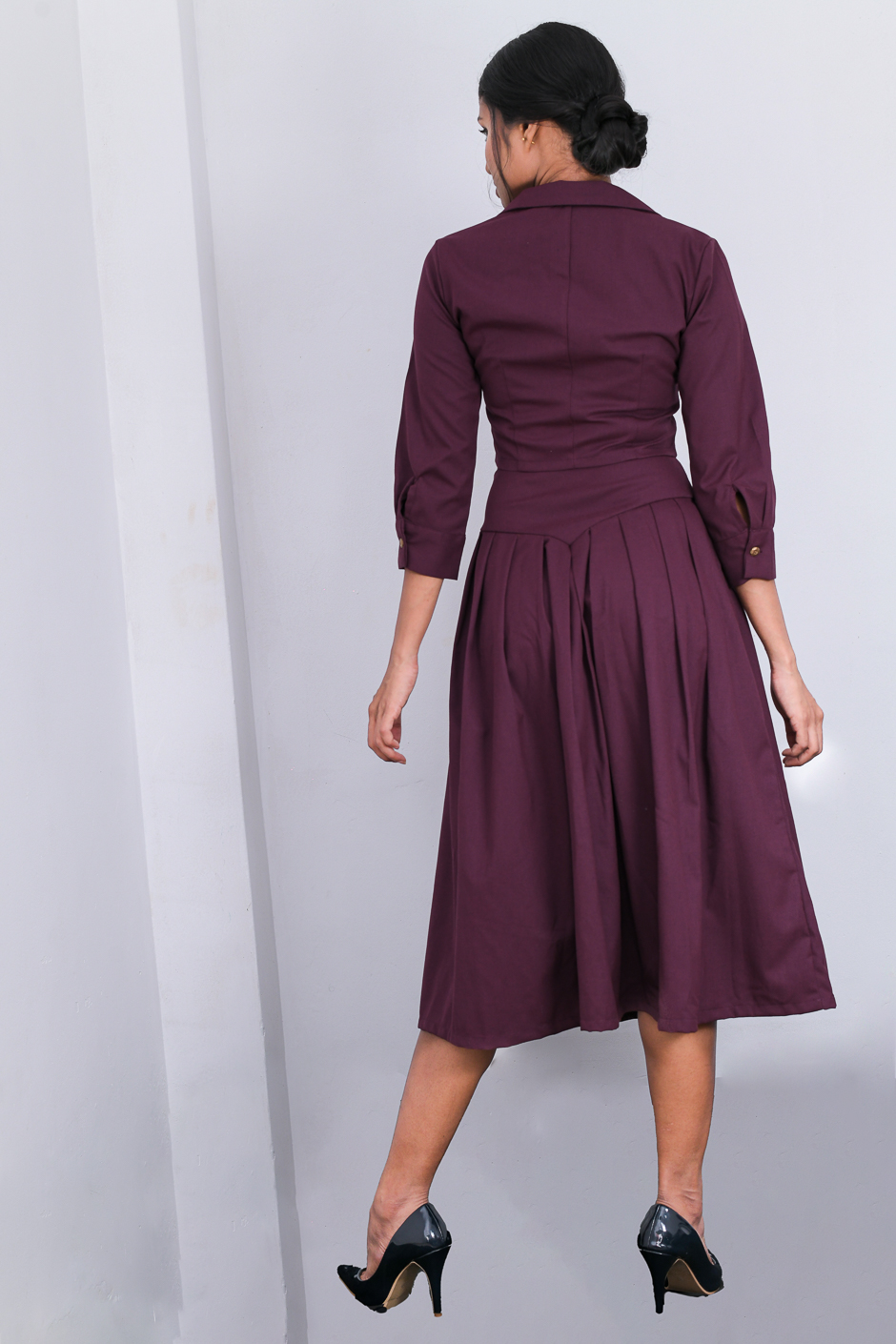 Vera – Pleated Midi Skirt | Skirts Cozy Pieces